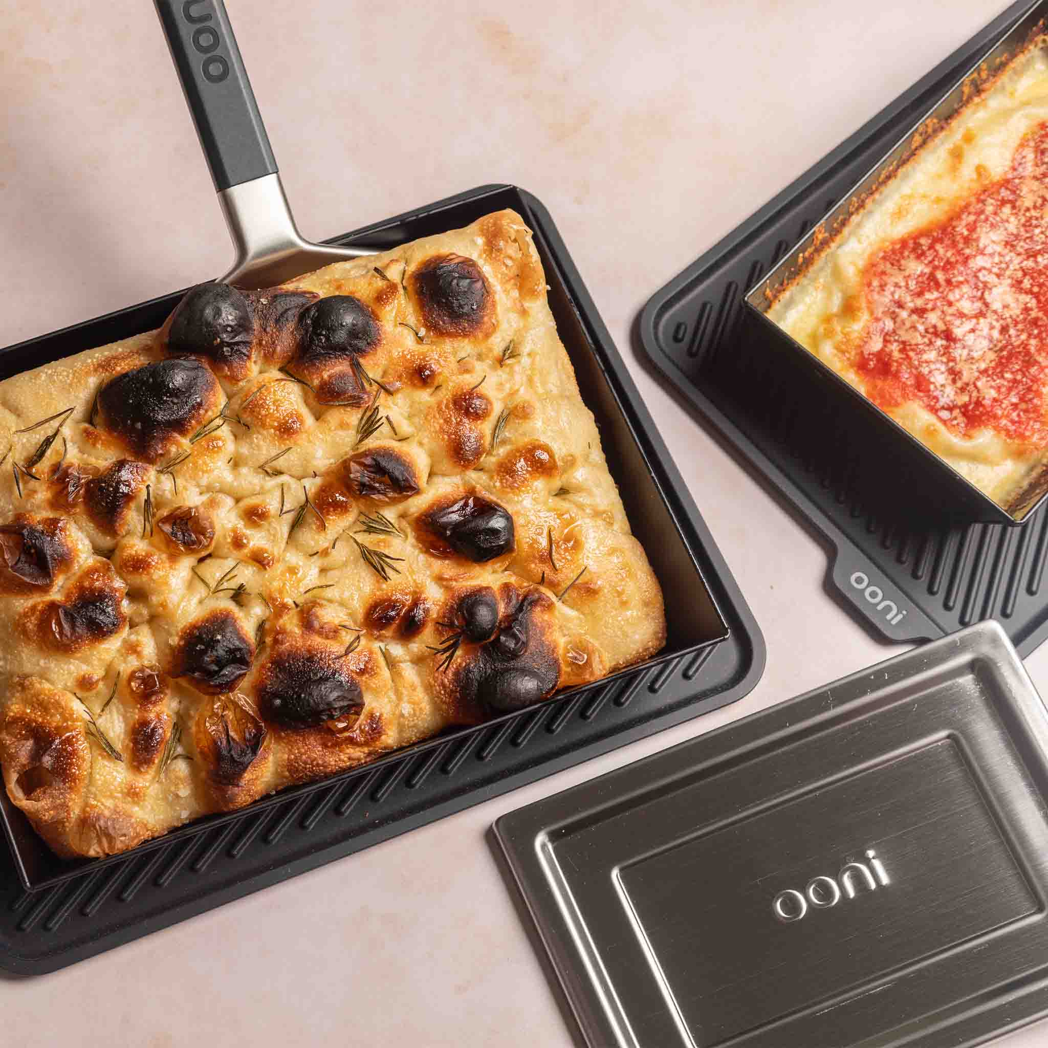 Ooni Ultimate Detroit Pizza Pan Bundle (Medium) - Image 2