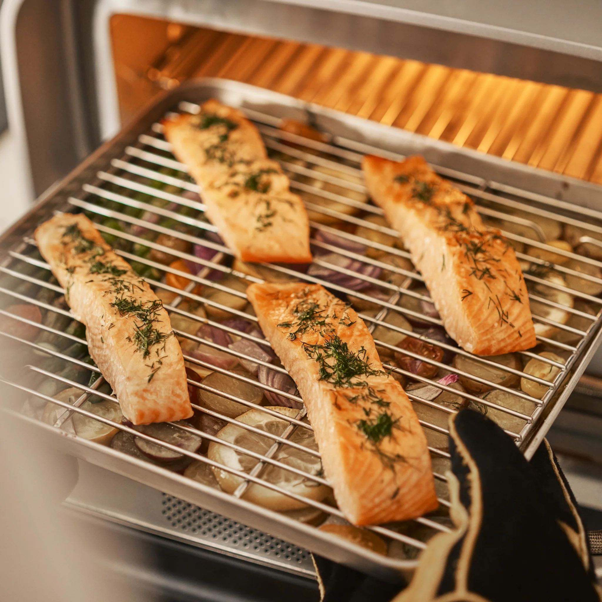 Sheet Pan and Rack for Ooni Volt 2 - Image 6